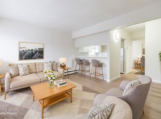 906 19th Ave SW, Calgary, AB T2T0H7