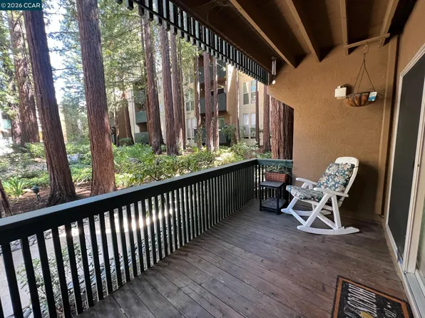 1236 Walker Ave APT 105, Walnut Creek, CA 94596