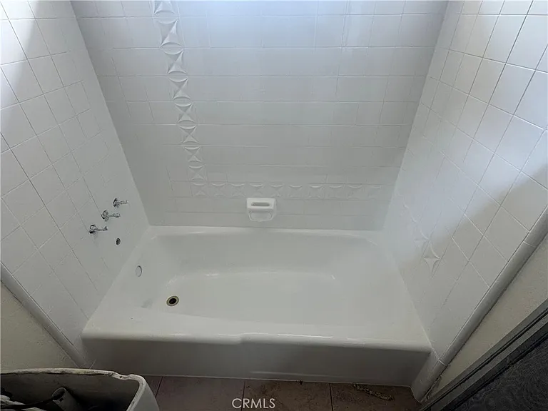 16578 Montego Way — Photo 16