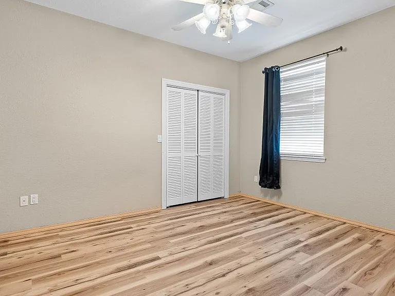1717 Red Oak Dr — Photo 16
