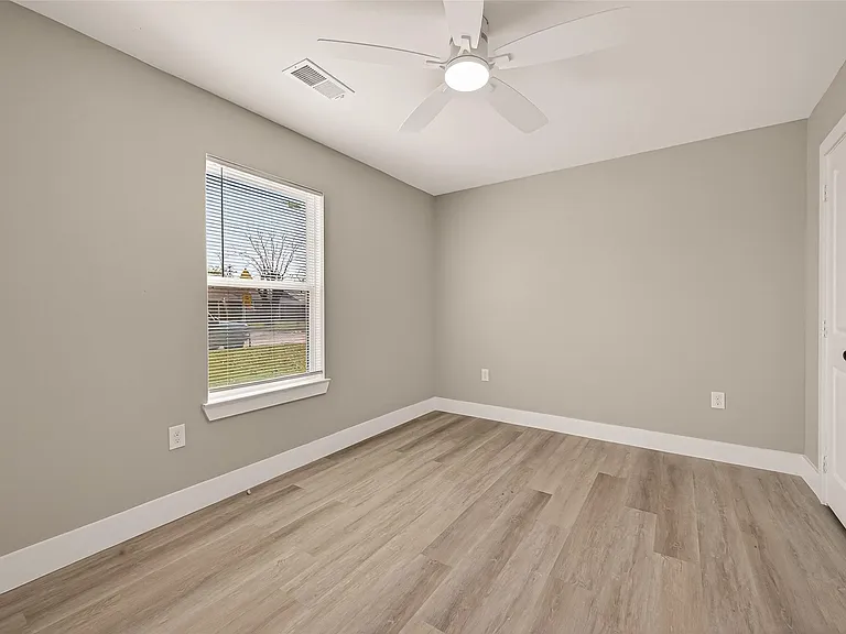 3527 La Retama Dr — Photo 15