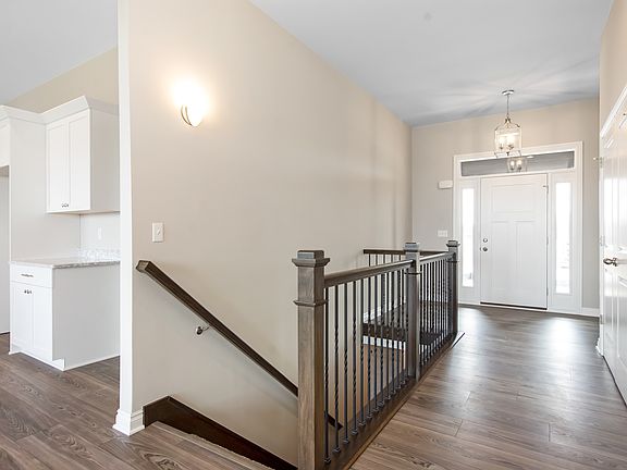 5th image of 525 Tullamore Cir #8IUGZK