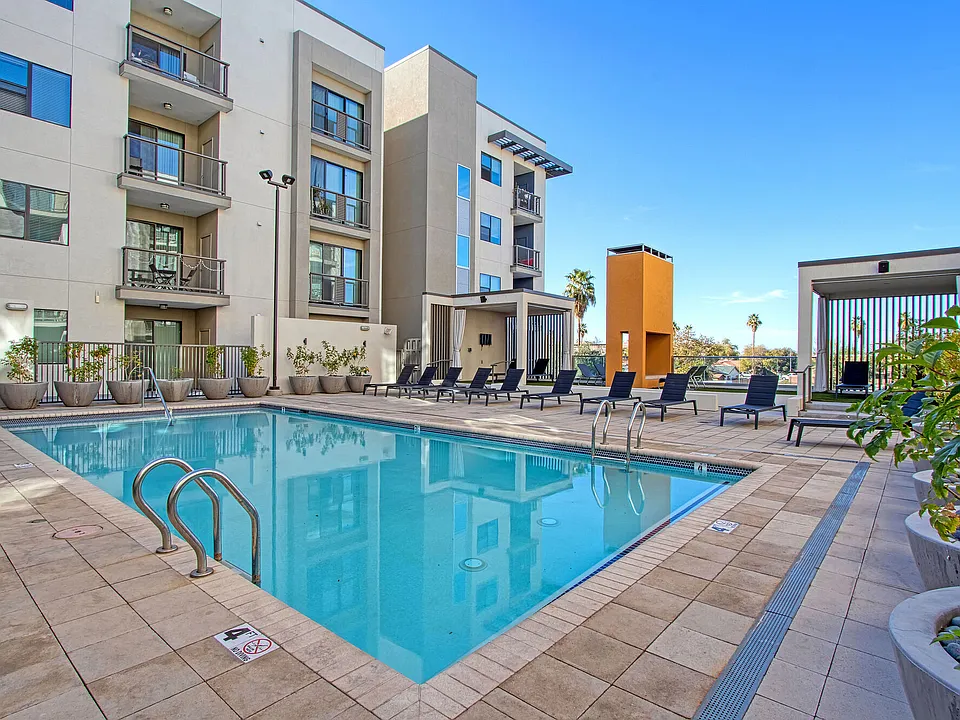 Mason Oliver apartments community photo