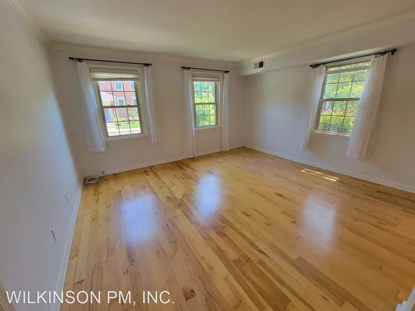 529 Bashford La, Alexandria, VA 22314