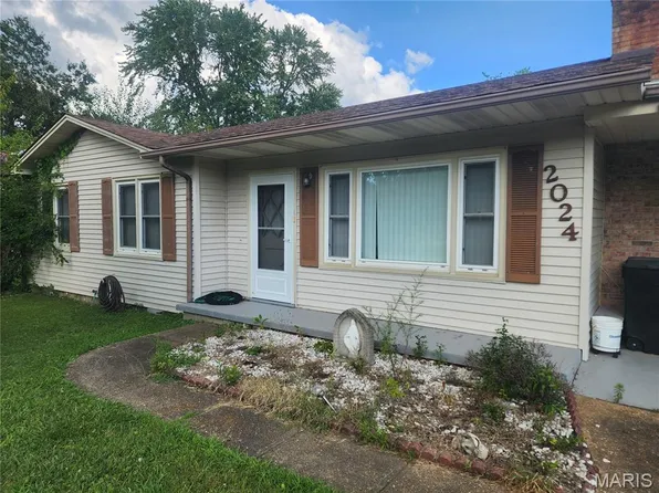 2024 N 14th St, Poplar Bluff, MO 63901