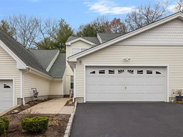 12 Silver Pines Blvd Suite 12, North Smithfield, RI 02896