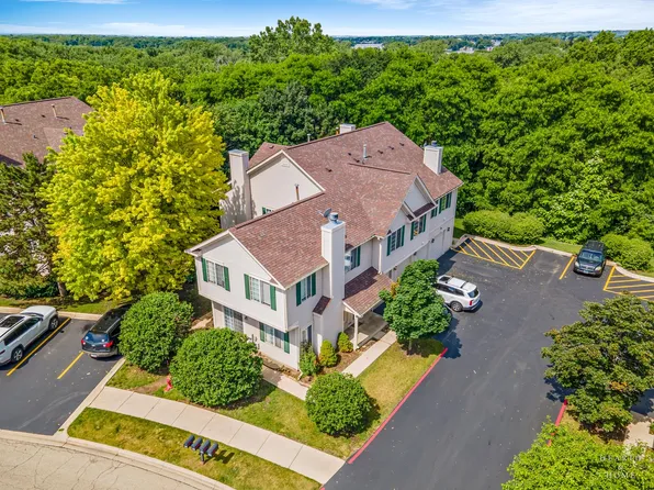 582 Fox Ridge Dr #582, Fox Lake, IL 60020