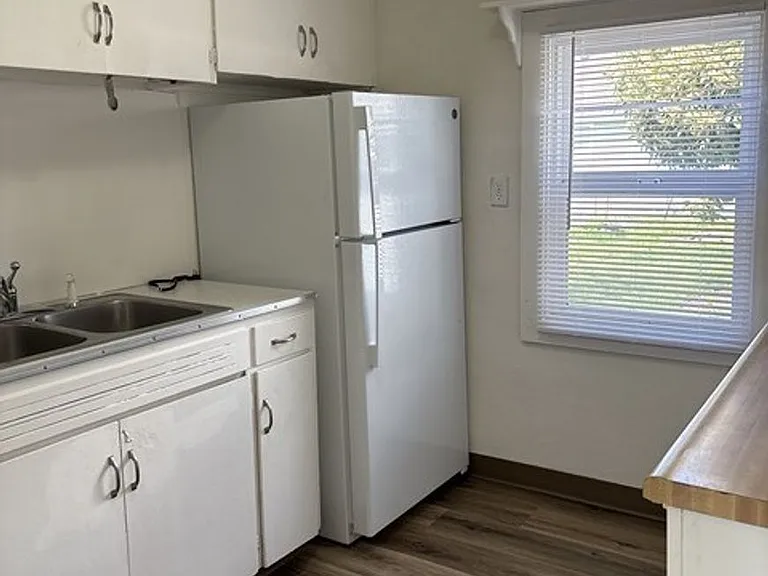 2915 Jensen St NE — Photo 9