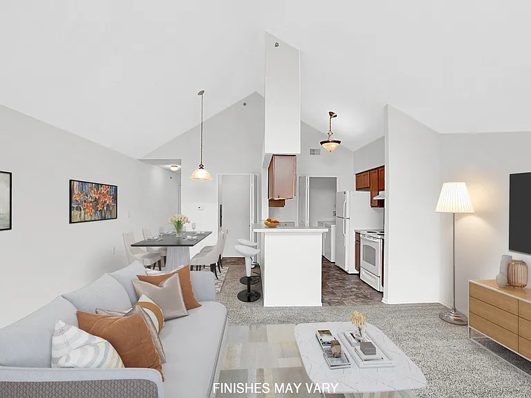 LakePointe Apartments — Photo 37