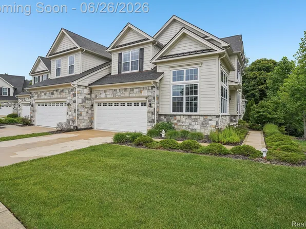 42832 Cardinal Way, Novi, MI 48375