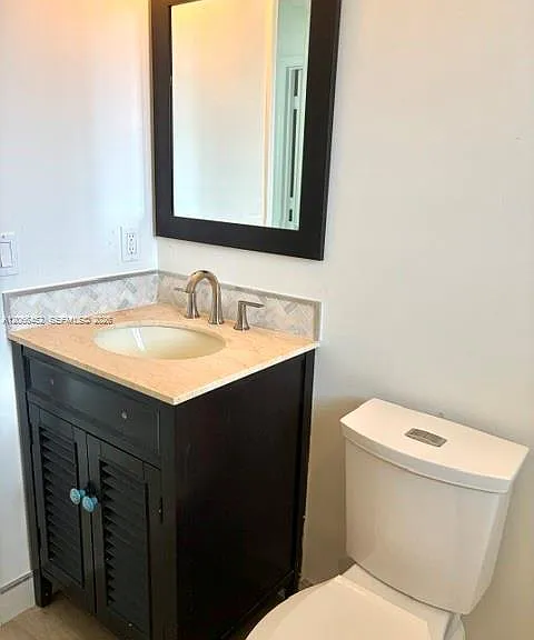 16850 Crestview Ln — Photo 35