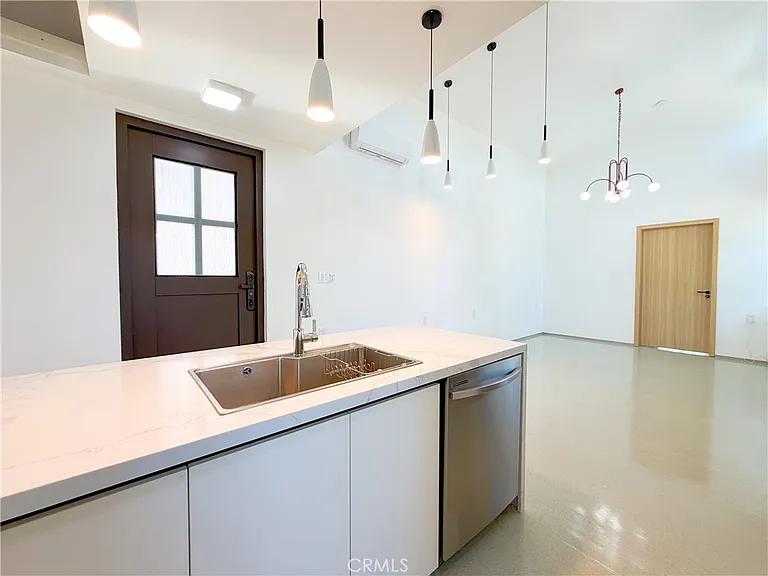 1 Quiet Hills Cir — Photo 8