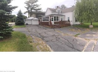 951 Sabattus St, Lewiston, ME 04240