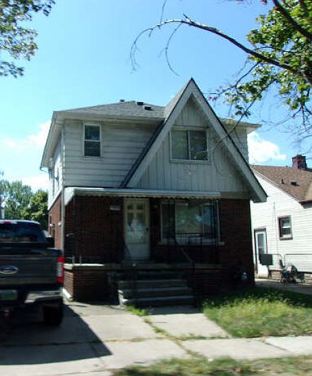 1st image of 1925 Warwick Ave