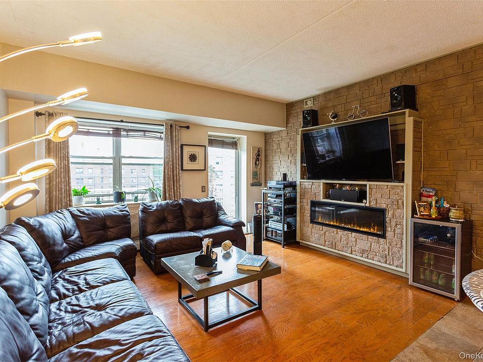 1st image of 260 Beach 81st Street #6H