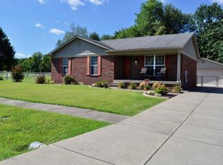 444 Babe Dr, Fairdale, KY 40118