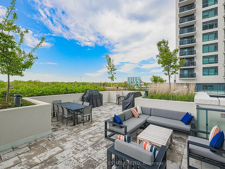 30 Samuel Wood Way #2402 — Photo 47