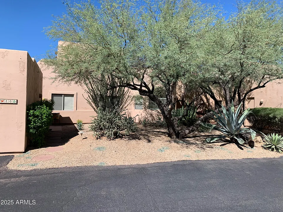 38065 N Cave Creek Rd #20