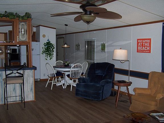 4th image of 146 Wittstat Ln