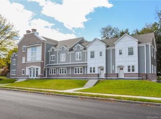 3 Arlington Rd #202, West Hartford, CT 06107