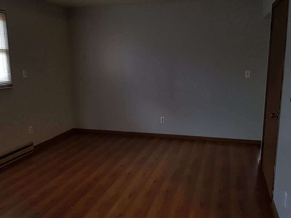 1st image of 2927 Grinnell Ct APT 2