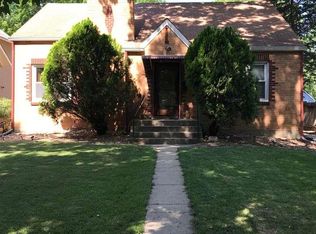 1627 Rhode Island St, Lawrence, KS 66044