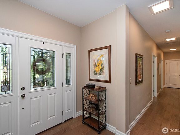3rd image of 74 Shauna Place