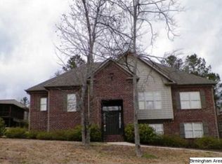 1019 Lakeview Ln, Calera, AL 35040