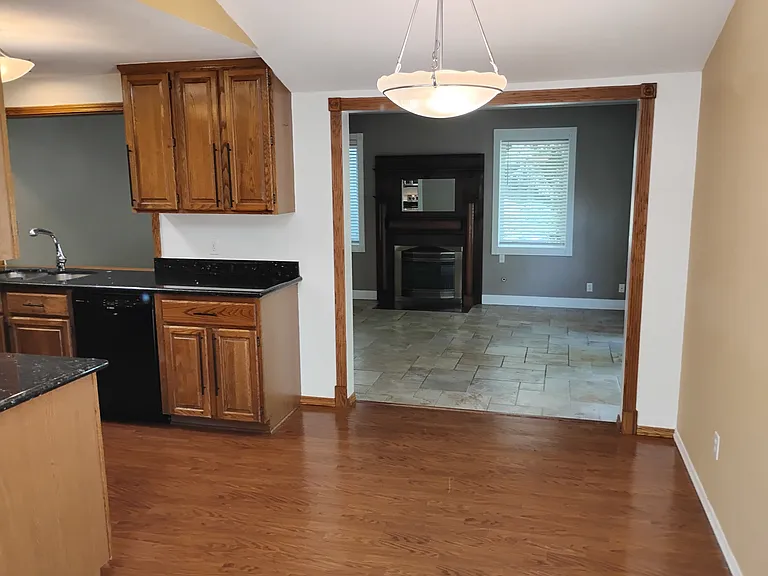 6148 NE 184th St — Photo 8
