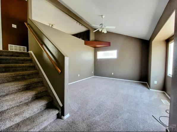 676 E Clarion Dr APT B, Pueblo, CO 81007