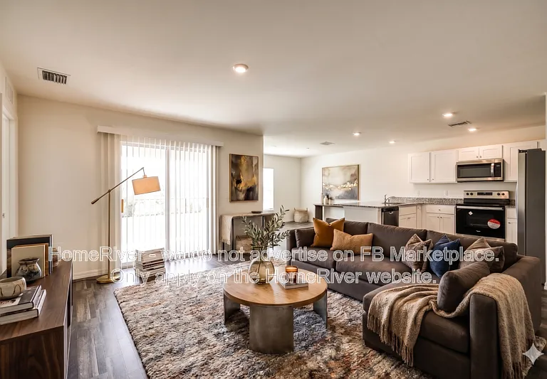 7109 N Regent Ter — Photo 2