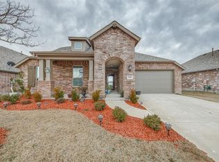 1304 Lawnview Dr, Forney, TX 75126
