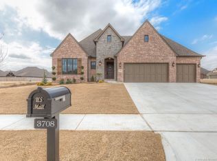 3708 S Willow Ave, Broken Arrow, OK 74011