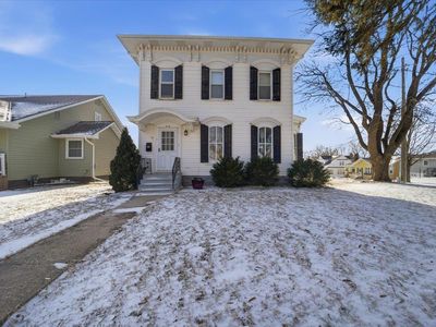 910 K Ave, Grundy Center, IA, 50638