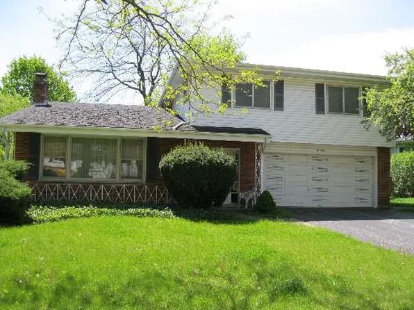 85 Mulberry Rd, Deerfield, IL 60015