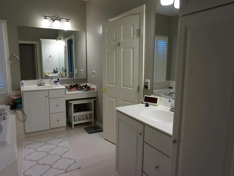 702 Arch Hall Ln — Photo 28