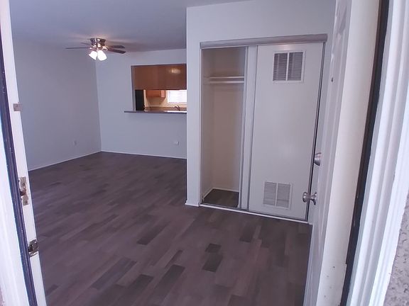2nd image of 5101 E Anaheim St APT 106