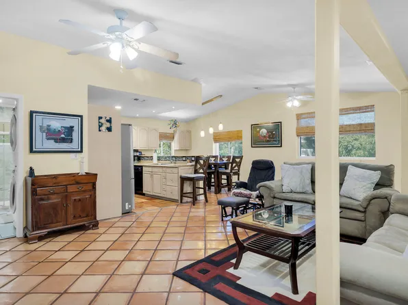323 Bayview Ave, Key Largo, FL 33037