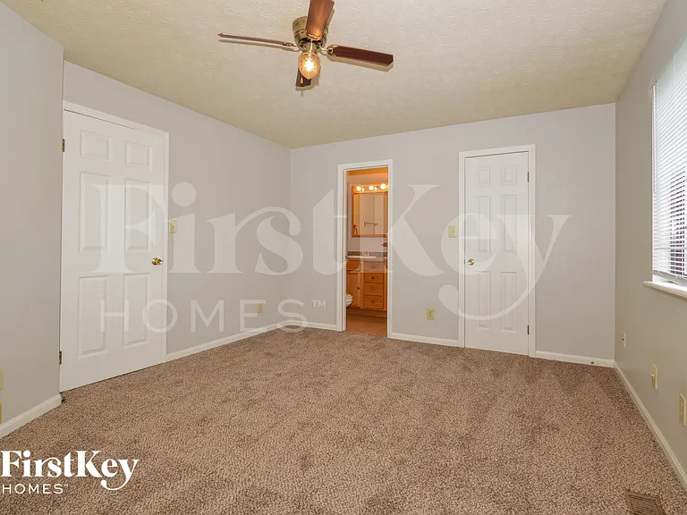 4030 Harmony Dr — Photo 6