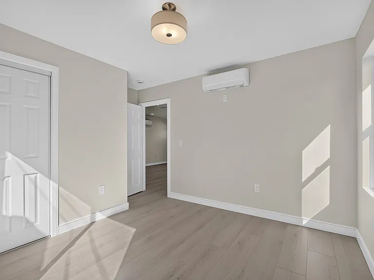 4565 Todd St — Photo 15