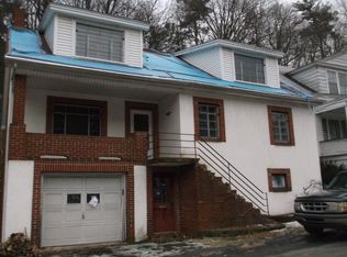 429 S 3rd St, Minersville, PA 17954