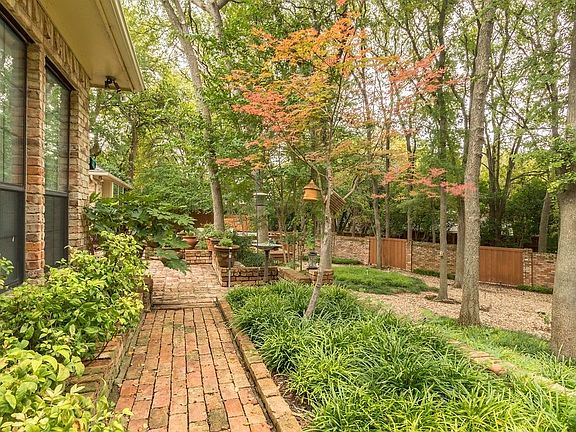 7_2721ColonialCircle-11.jpg