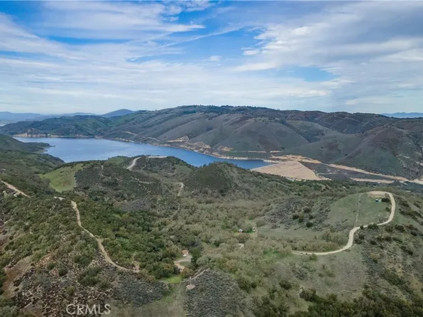 11355 Nacimiento Lake Dr, Bradley, CA 93426