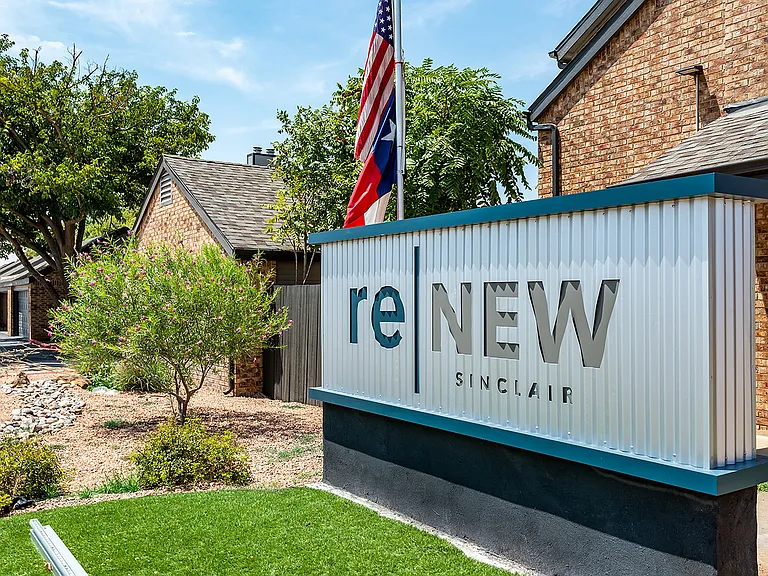 ReNew Sinclair — Photo 14