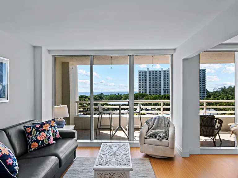 4201 N Ocean Blvd #608 — Photo 36