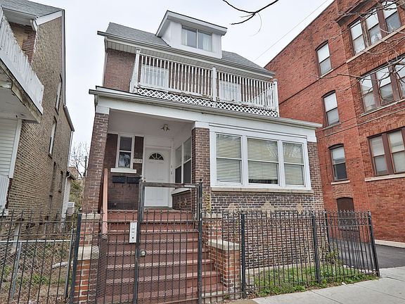 3rd image of 1054 W Winona St #2