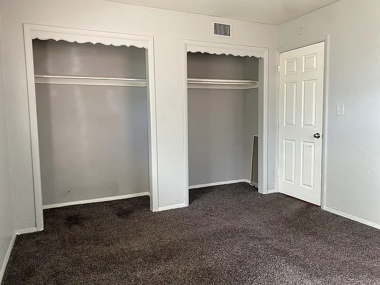 4800 Lisa Ln — Photo 13