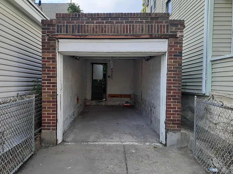 25 Wellington Ave #1 — Photo 14