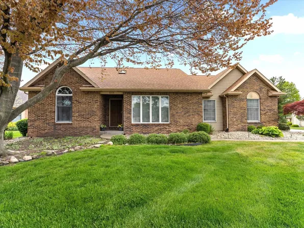 6125 Lansdown Ct, South Bend, IN 46614