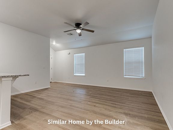 5th image of 11606 Mackenzie Way